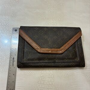 Louis Vuitton vintage hand bag